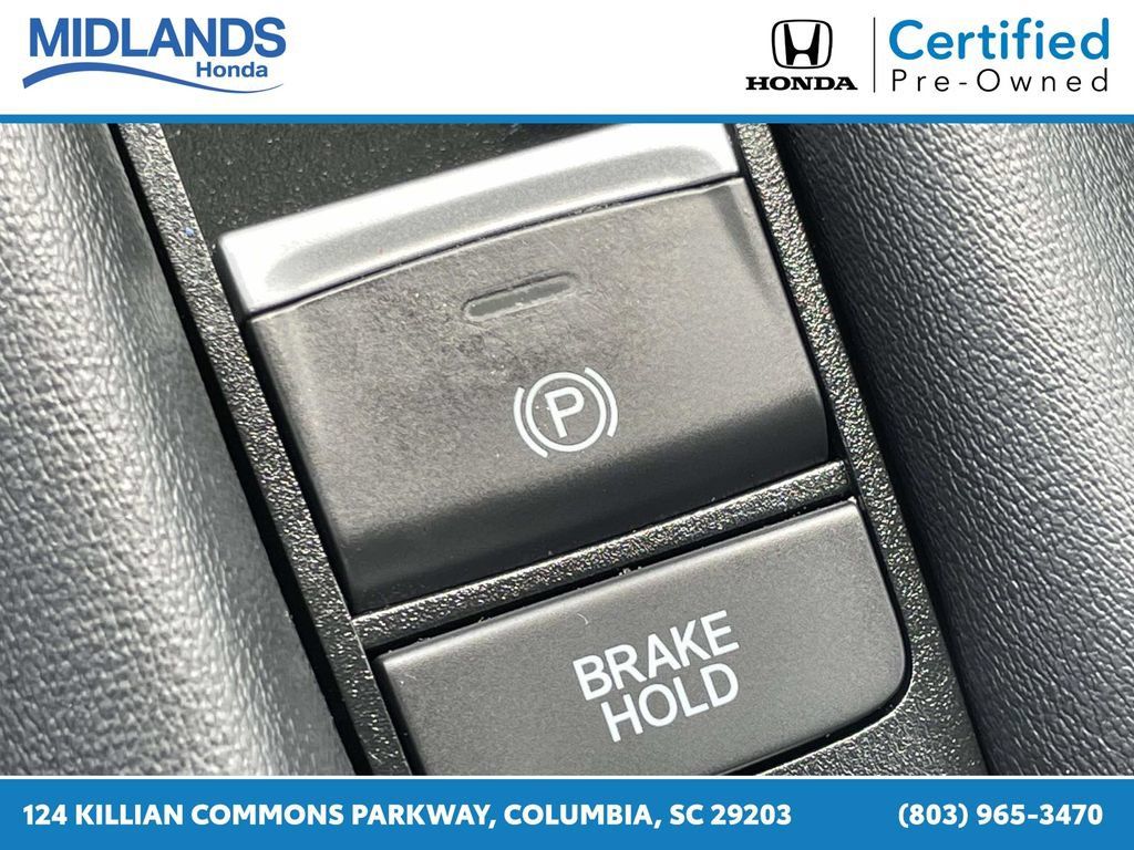 Certified 2025 Honda HR-V LX image 30