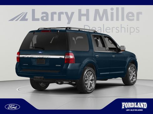 Used 2017 Ford Expedition Limited w/ Equipment Group 301A AWD/4WD image 2