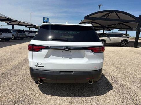 Used 2023 Chevrolet Traverse RS FWD image 6