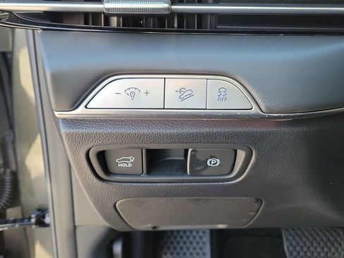 Used 2025 Genesis GV80 2.5T Standard AWD/4WD image 22