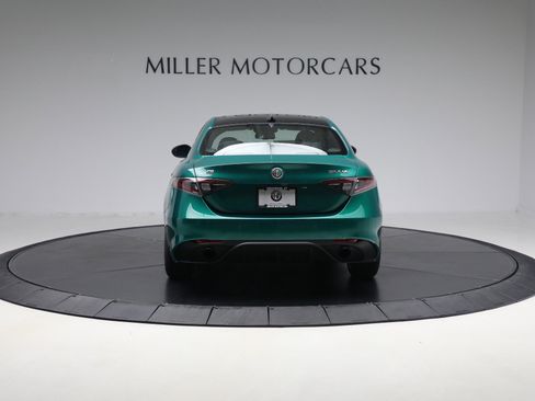 New 2025 Alfa Romeo Giulia AWD w/ Driving Assist Package image 5