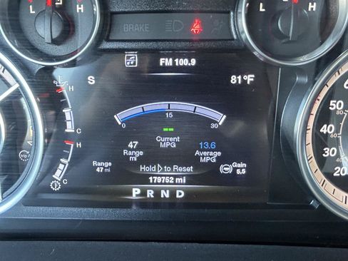 Used 2014 RAM 2500 SLT w/ Luxury Group AWD/4WD image 23