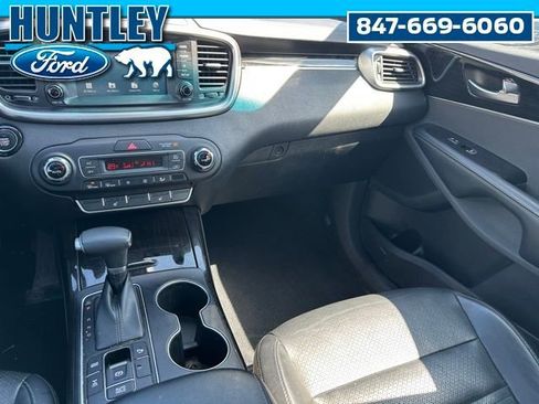 Used 2020 Kia Sorento EX image 14