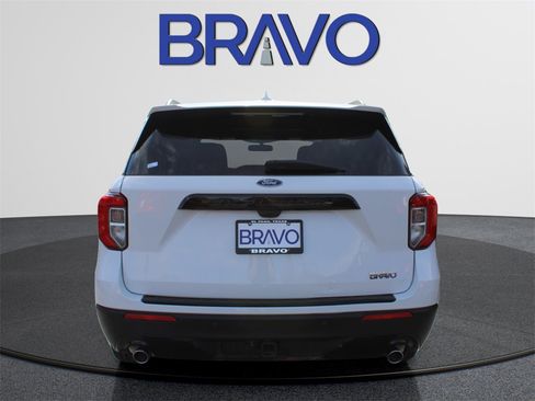 Used 2022 Ford Explorer ST-Line w/ Class IV Trailer Tow Package image 9