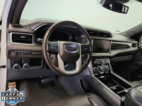 Used 2023 GMC Yukon Denali image 17
