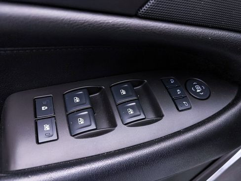 Used 2016 Cadillac Escalade Luxury image 15