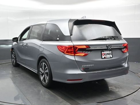 Used 2024 Honda Odyssey Touring image 9