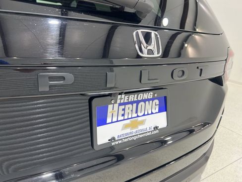 Used 2025 Honda Pilot EX-L image 29