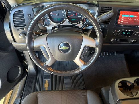 Used 2011 Chevrolet Silverado 1500 LT w/ All-Star Edition RWD image 17