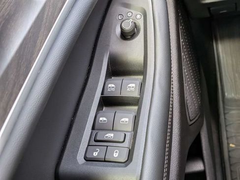 Used 2026 Jeep Grand Cherokee L Limited w/ Limited Altitude Package AWD/4WD image 29
