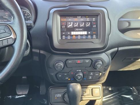 Used 2020 Jeep Renegade Limited image 14
