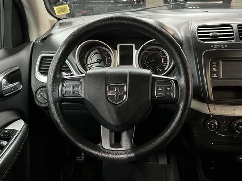 Used 2017 Dodge Journey SE image 10