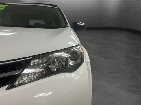 Used 2013 Toyota RAV4 LE FWD image 29