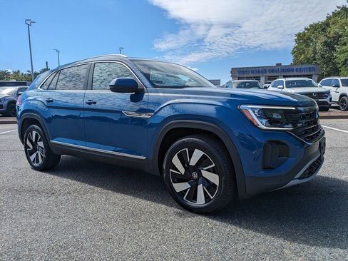New 2026 Volkswagen Atlas Cross Sport SEL AWD/4WD image 2