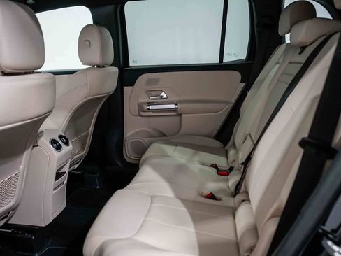 Used 2026 Mercedes-Benz GLB 250 image 18