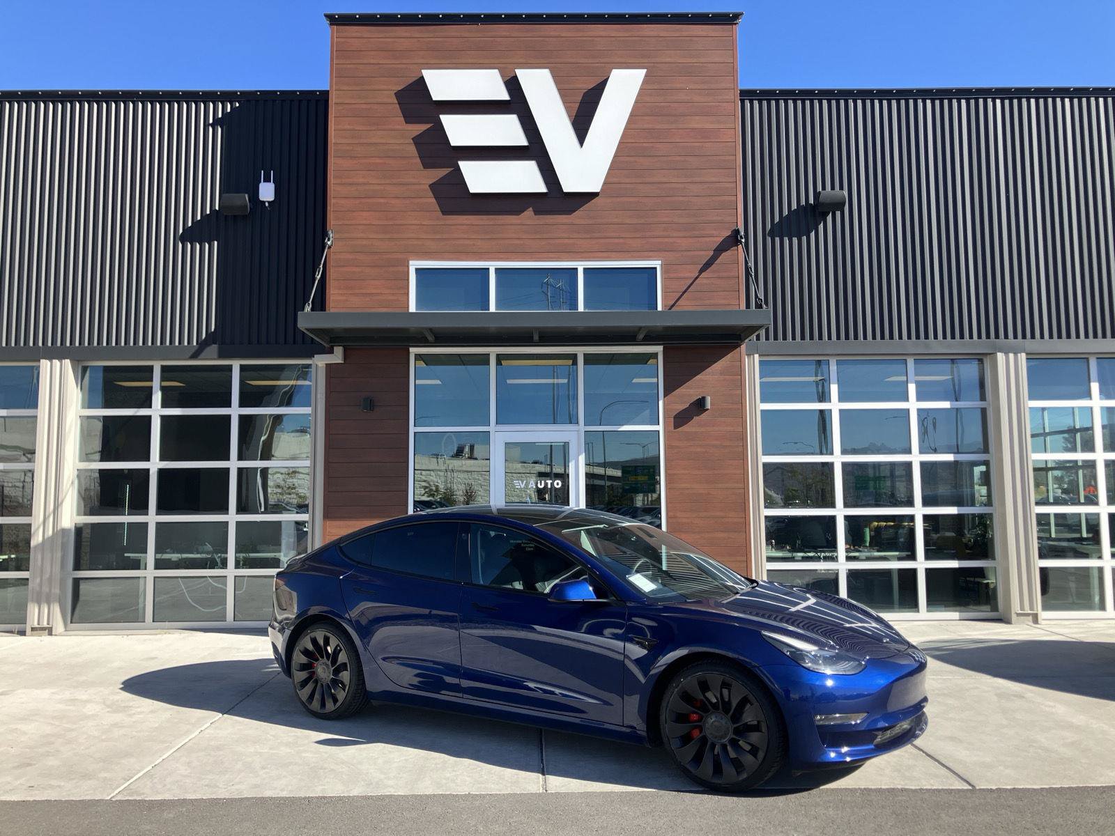 Used 2021 Tesla Model 3 Performance AWD/4WD image 1
