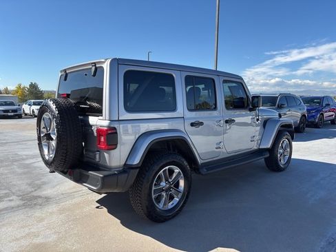 Used 2020 Jeep Wrangler Unlimited Sahara image 8