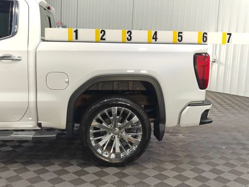 Used 2023 GMC Sierra 1500 Denali w/ Technology Package AWD/4WD image 37