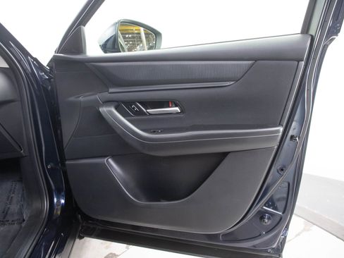 Used 2024 MAZDA CX-90 3.3 Turbo w/ Select Package AWD/4WD image 9