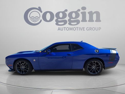 Used 2021 Dodge Challenger R/T Scat Pack w/ Scat Pack Stripe RWD image 3