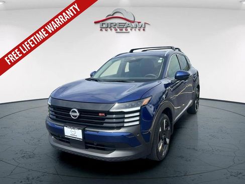 Used 2025 Nissan Kicks SR AWD/4WD image 4