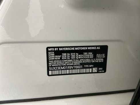 Certified 2024 BMW X7 xDrive40i AWD/4WD image 37