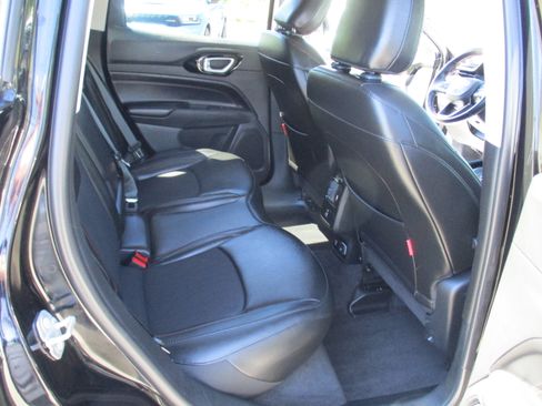 Certified 2022 Jeep Compass Trailhawk w/ Trailhawk Convenience Group AWD/4WD image 14
