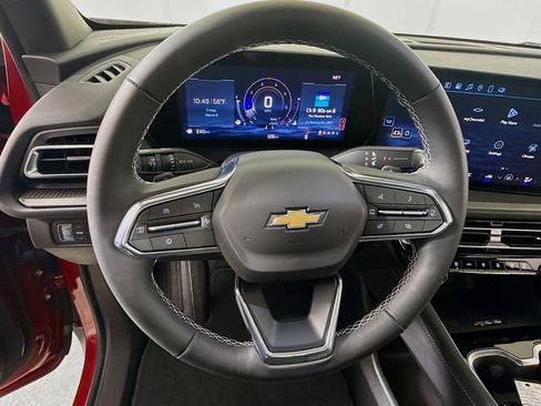 New 2025 Chevrolet Traverse LT w/ Sun and Wheel Package image 11