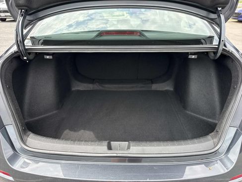 Used 2025 Honda Civic Sport image 27