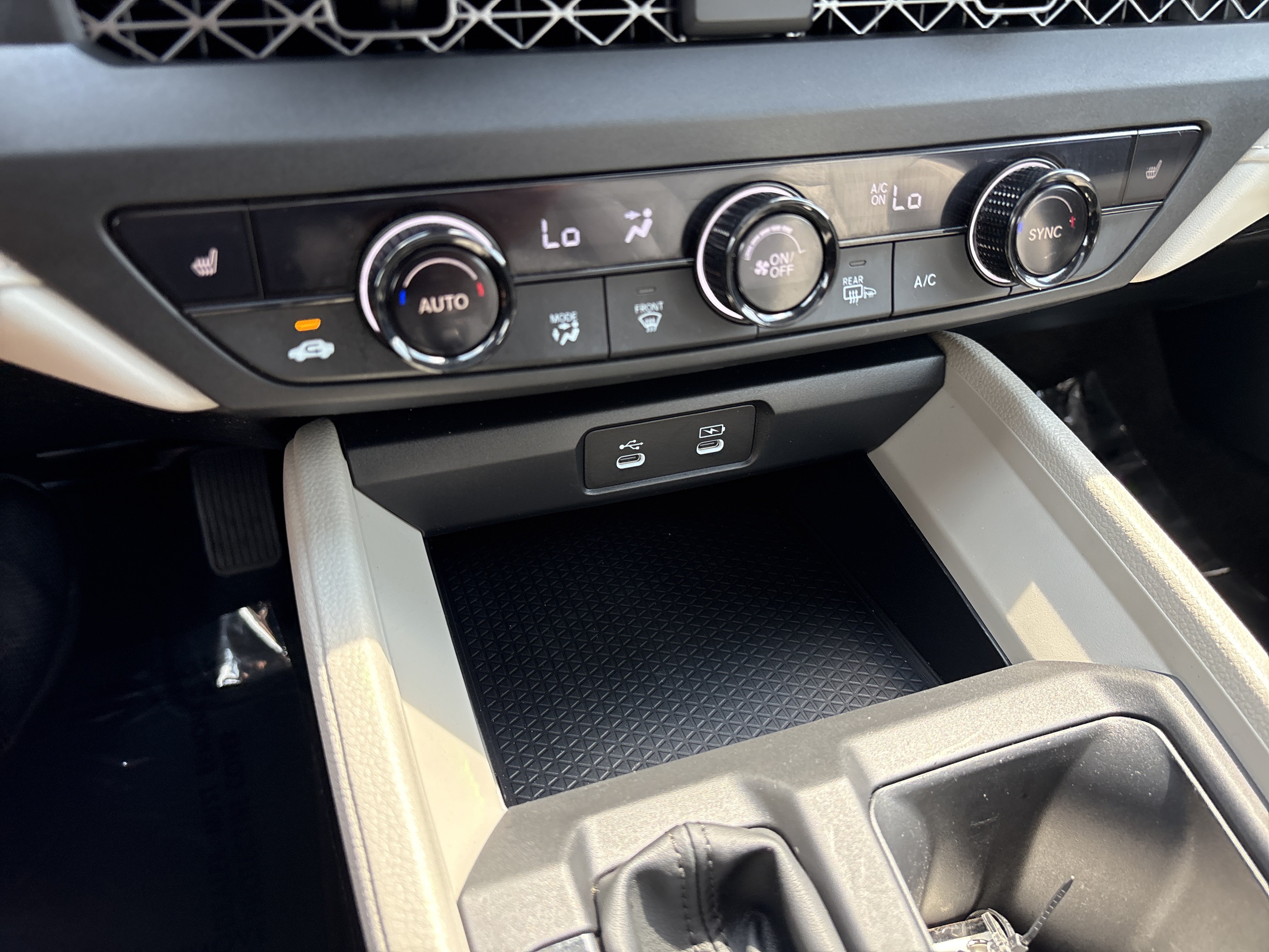 Used 2024 Honda Accord EX image 31