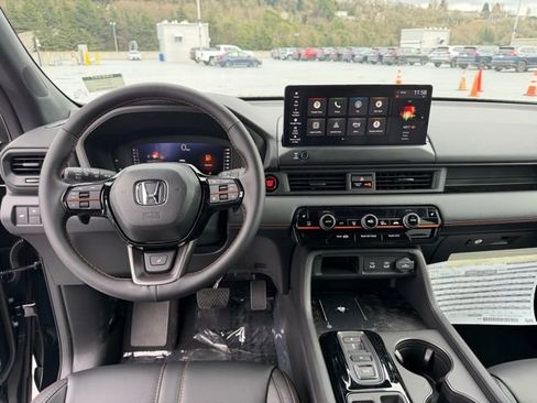 New 2026 Honda Pilot TrailSport image 16