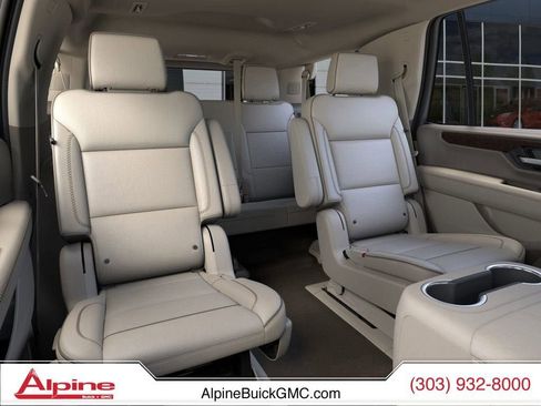 New 2026 GMC Yukon Denali w/ Sun & Power Step Package AWD/4WD image 17