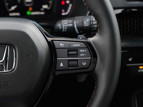 Used 2026 Honda CR-V Sport Touring image 18