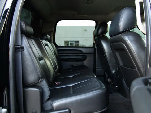 Used 2013 GMC Sierra 1500 SLE w/ Power Tech Package image 34