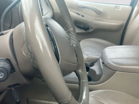 Used 2000 Ford Expedition Eddie Bauer image 7