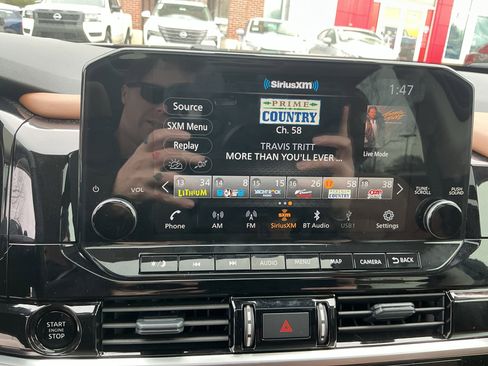 Certified 2025 Nissan Pathfinder Platinum w/ Cargo Package image 16