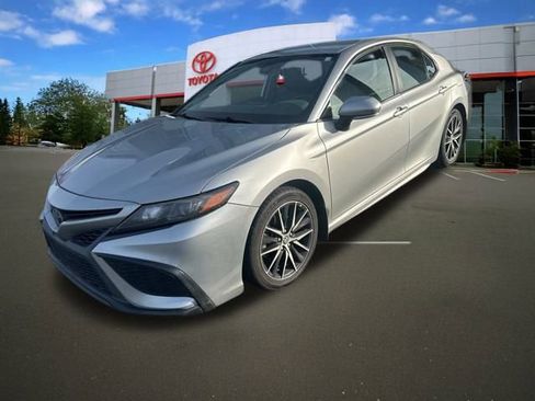 Used 2022 Toyota Camry SE image 33