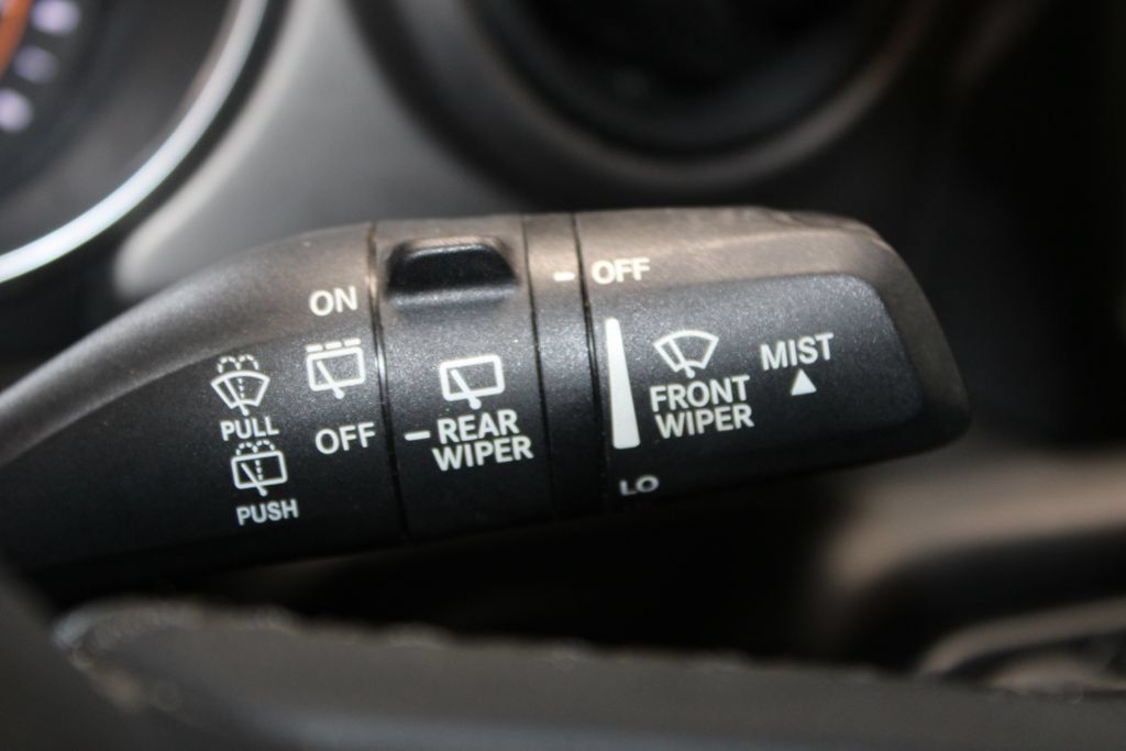 Used 2023 Jeep Wrangler Unlimited Sport AWD/4WD image 37