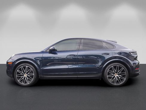 Used 2024 Porsche Cayenne Coupe AWD/4WD image 6