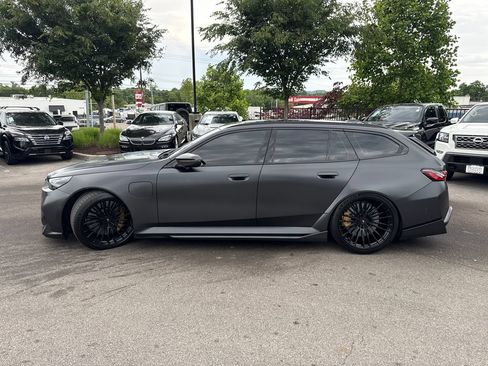 Used 2025 BMW M5 Touring AWD/4WD image 3