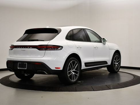 Certified 2026 Porsche Macan AWD/4WD image 7