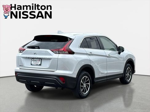 Used 2022 Mitsubishi Eclipse Cross ES AWD/4WD image 2