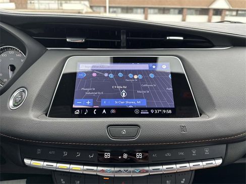 Used 2020 Cadillac XT4 Premium Luxury image 49