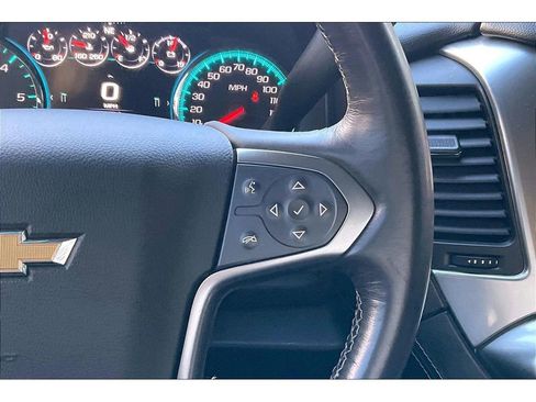 Used 2017 Chevrolet Suburban Premier image 19
