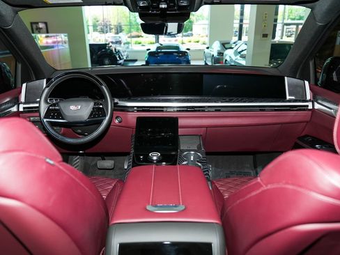 Used 2026 Cadillac Escalade Sport w/ Touring Package AWD/4WD image 37