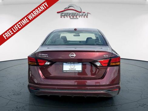 Used 2024 Nissan Altima 2.5 SV FWD image 10