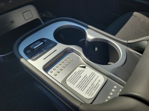 New 2026 Hyundai Ioniq 9 SE image 33