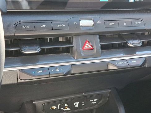 Certified 2025 Kia K4 EX image 17