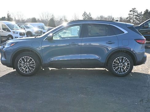 New 2026 Ford Escape SE image 10