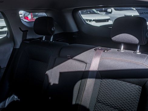 Used 2020 GMC Terrain SLE image 32